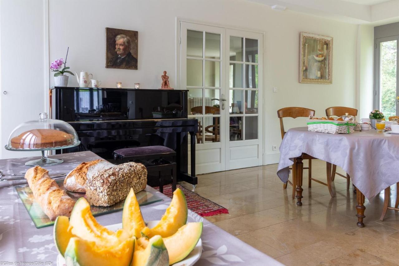 La Bussière-sur-Ouche Chez Sophie Et Benoit Bed & Breakfast エクステリア 写真